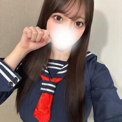 セーラー服久々に着たよ！どうかな？