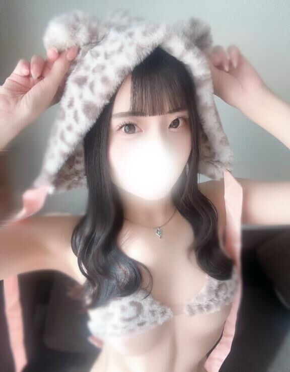 巨乳じゃないけど美乳です