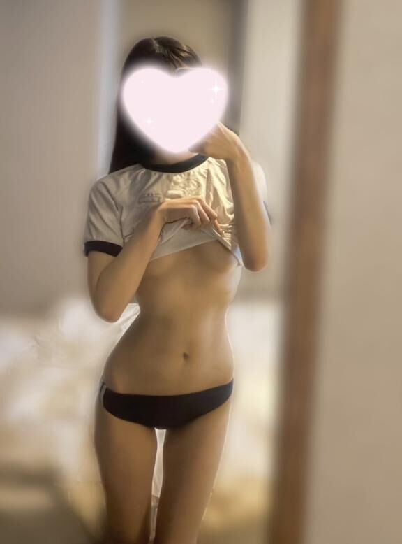 みて～