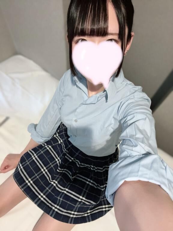 制服はリボンあり?なし?どっちがいいかな