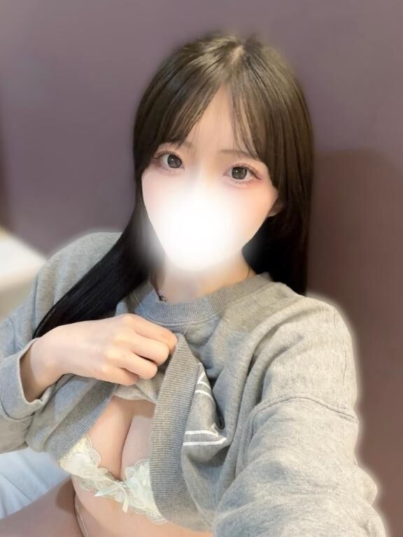 ちらっ、、