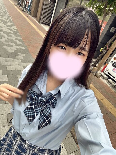 澪織こころ