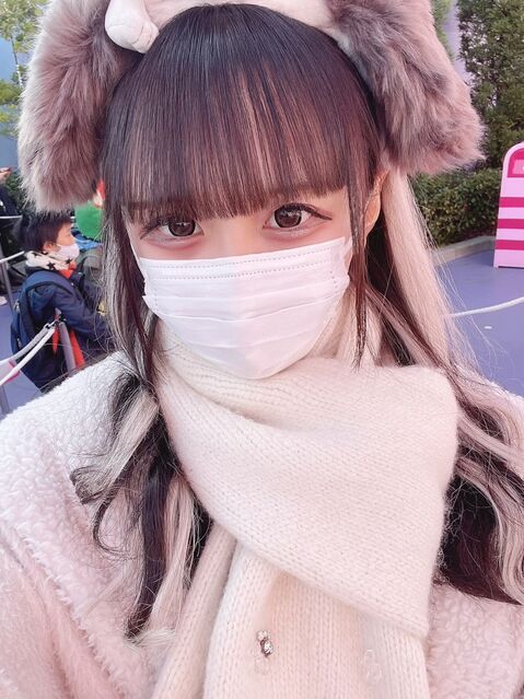 片野なな